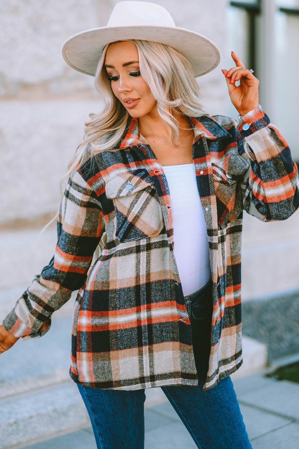 Chaqueta con bolsillos y estampado de cuadros geométricos