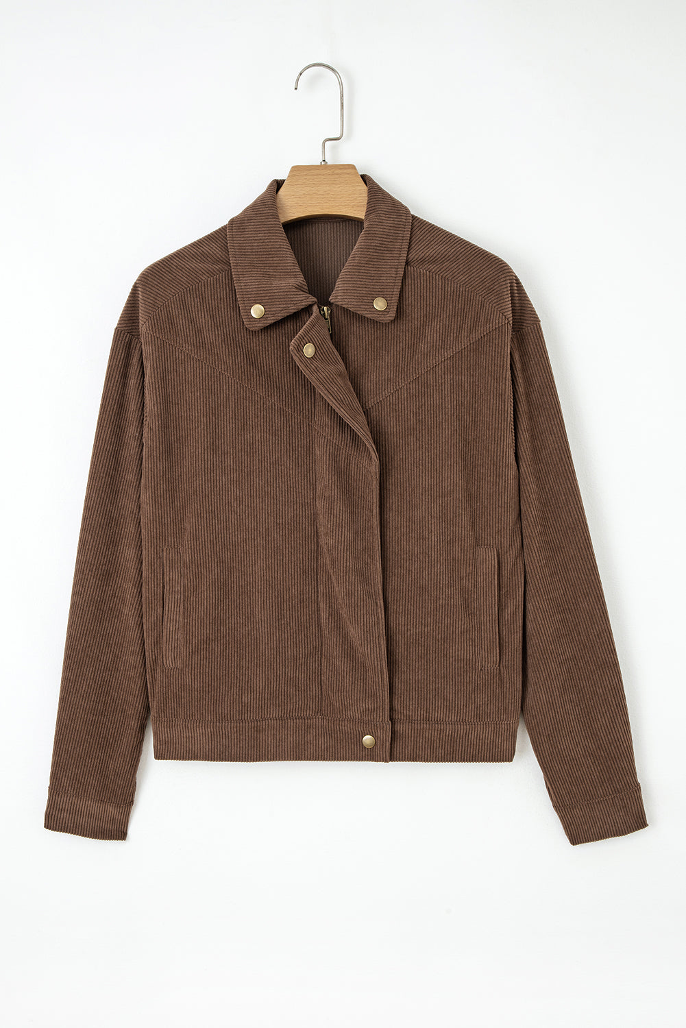 Chaqueta de pana con cuello de solapa, cremallera y botones color caqui oscuro