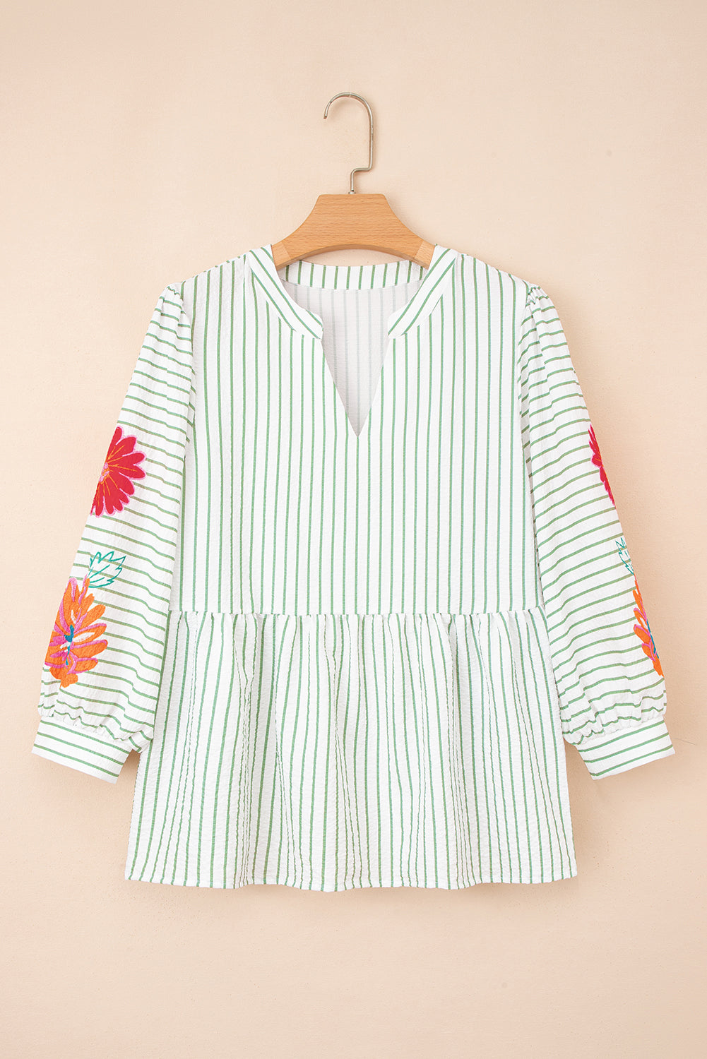 Blusa babydoll con cuello con muesca, mangas abullonadas y flores a rayas verdes