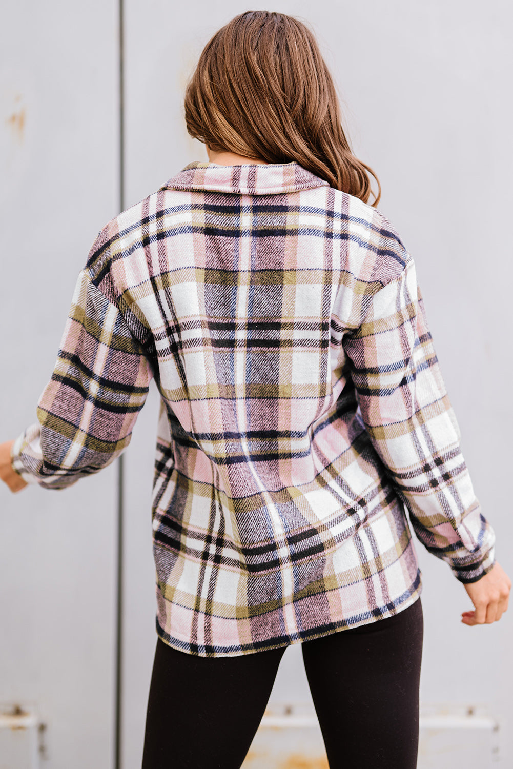Chaqueta con bolsillos y estampado de cuadros geométricos