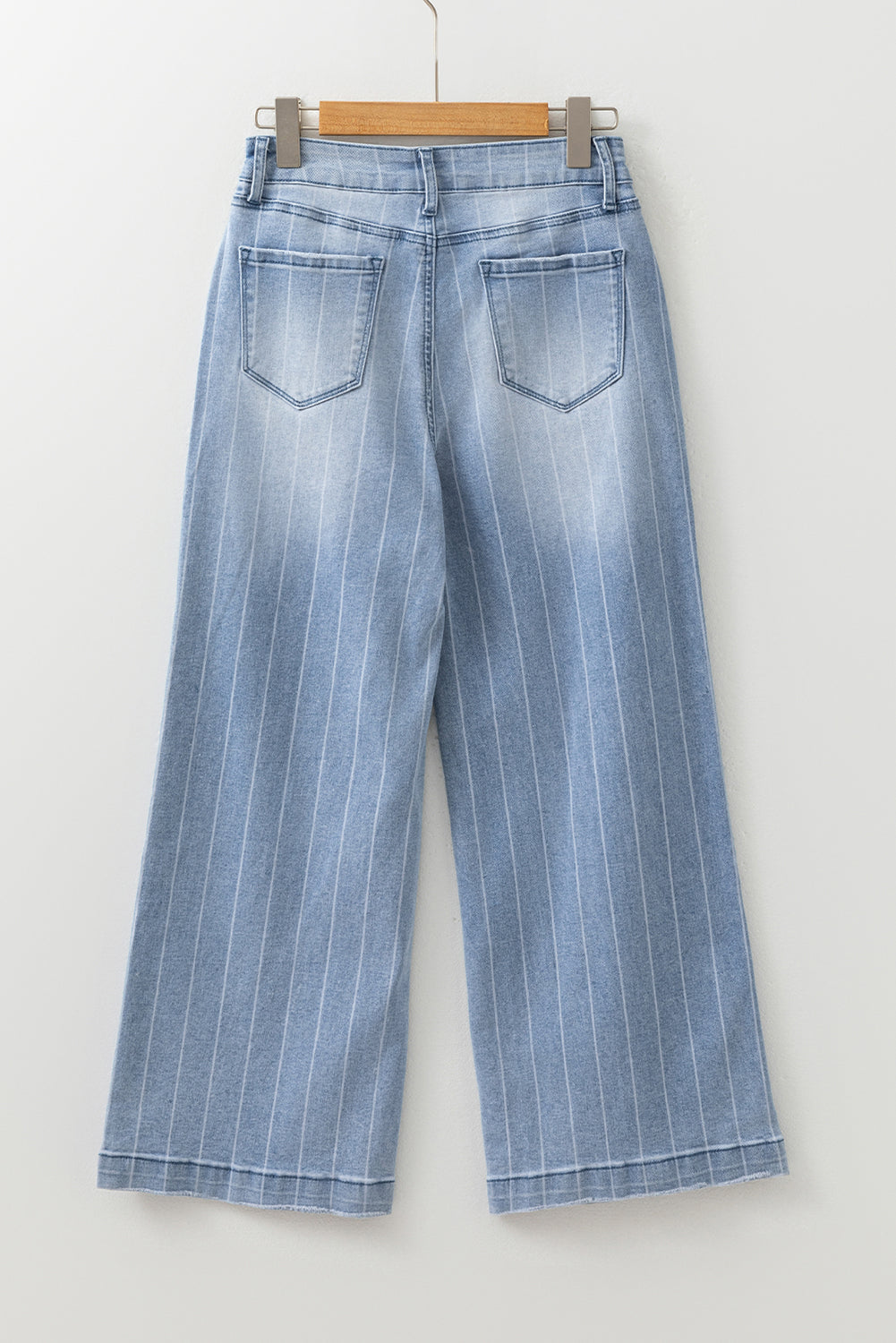 Vaqueros de pierna ancha con botones múltiples en azul Beau
