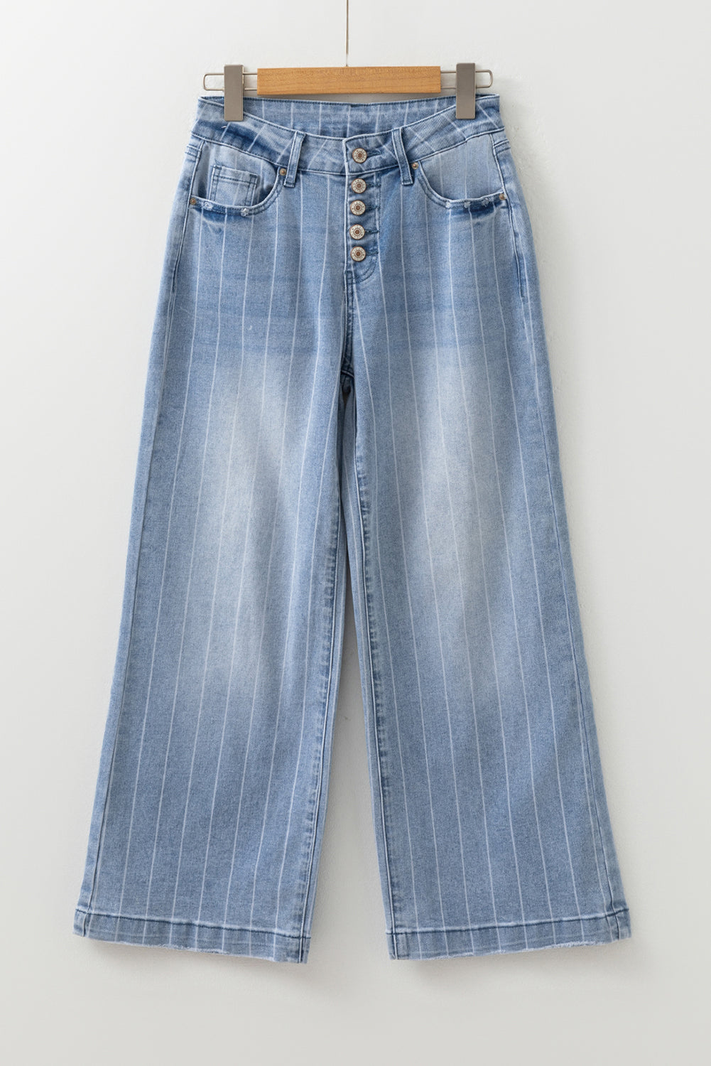 Vaqueros de pierna ancha con botones múltiples en azul Beau