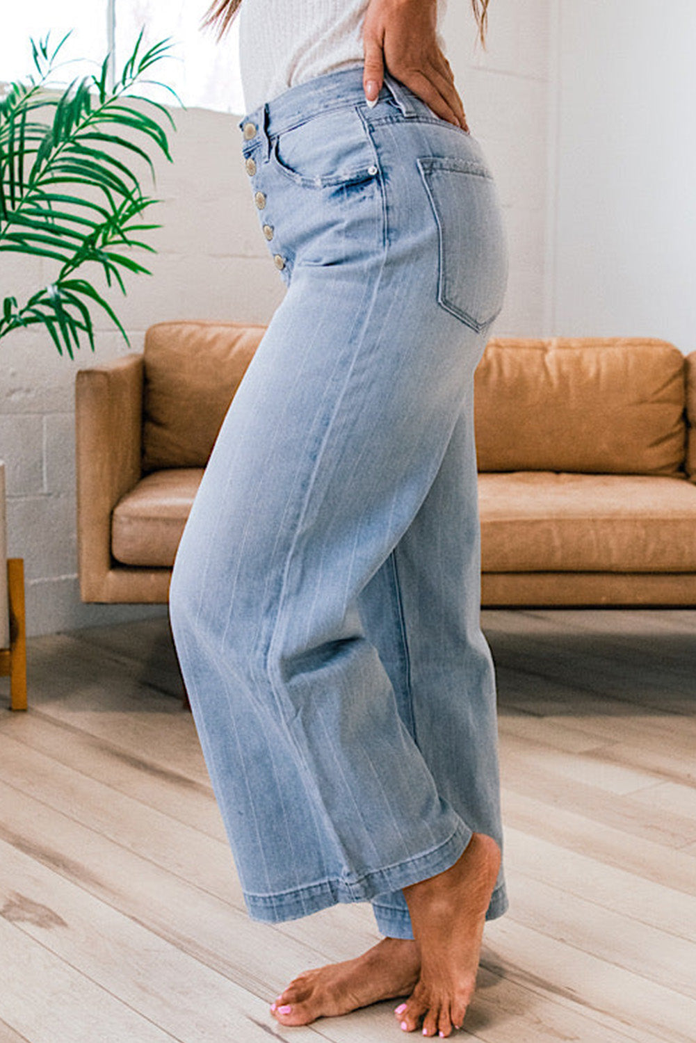 Vaqueros de pierna ancha con botones múltiples en azul Beau