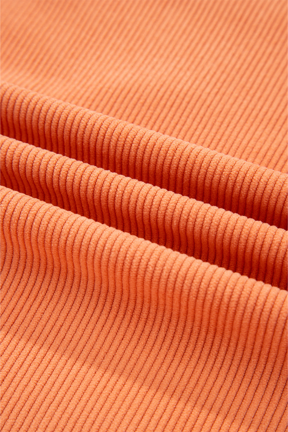 Esta sudadera con cordón con un estampado de calabaza con lentejuelas.