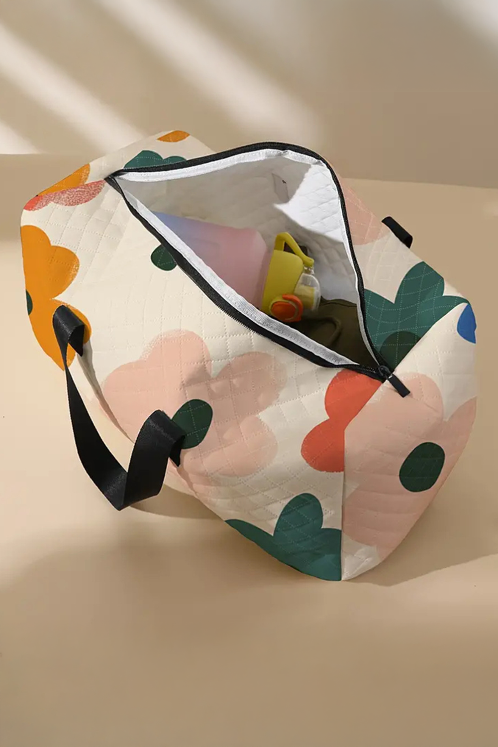 Bolsa de lona grande acolchada con estampado de flores blancas