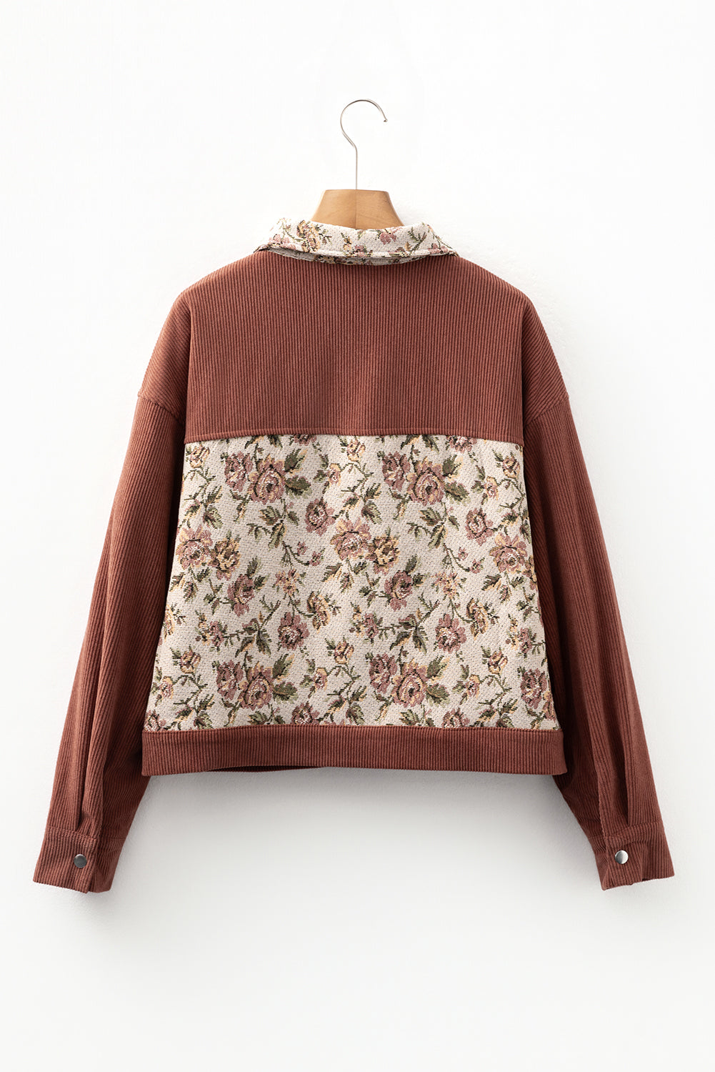 Chaqueta estilo camisa con patchwork floral retro acanalado de arcilla