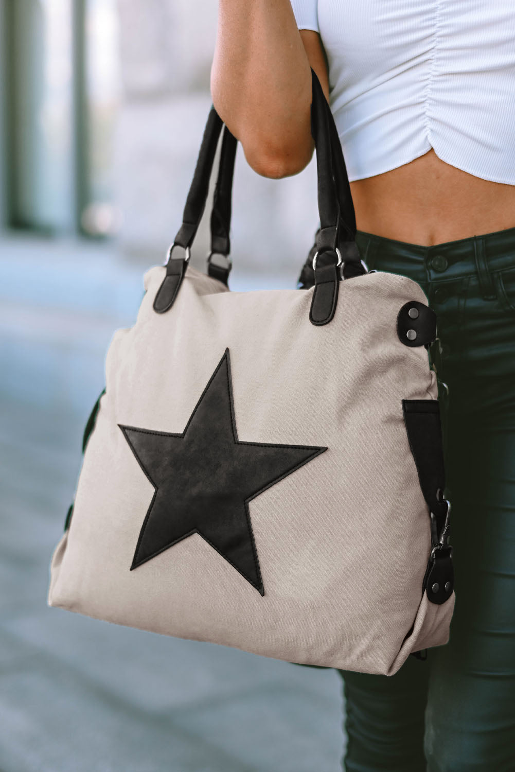 Bolso tote de lona beige informal con estrella de cinco puntas