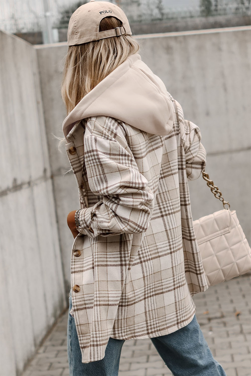 Chaqueta abotonada con capucha extraíble a cuadros caqui