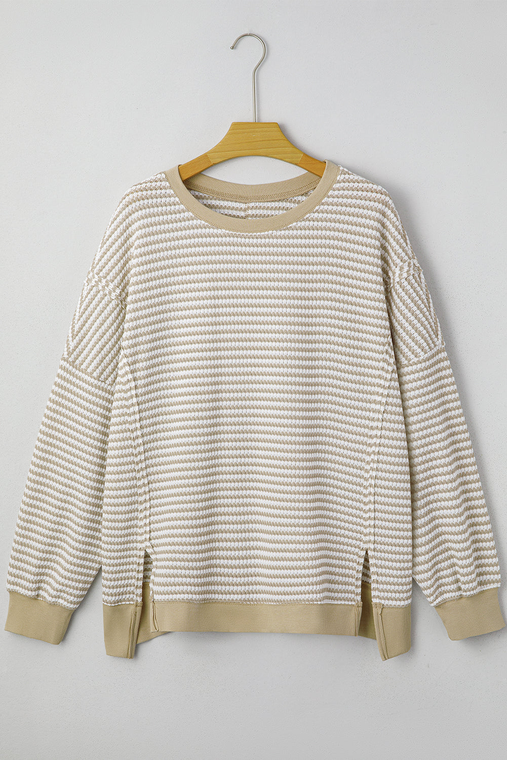 Top de manga larga con ribete acanalado, transpirable y de punto con rayas marrones en talla grande