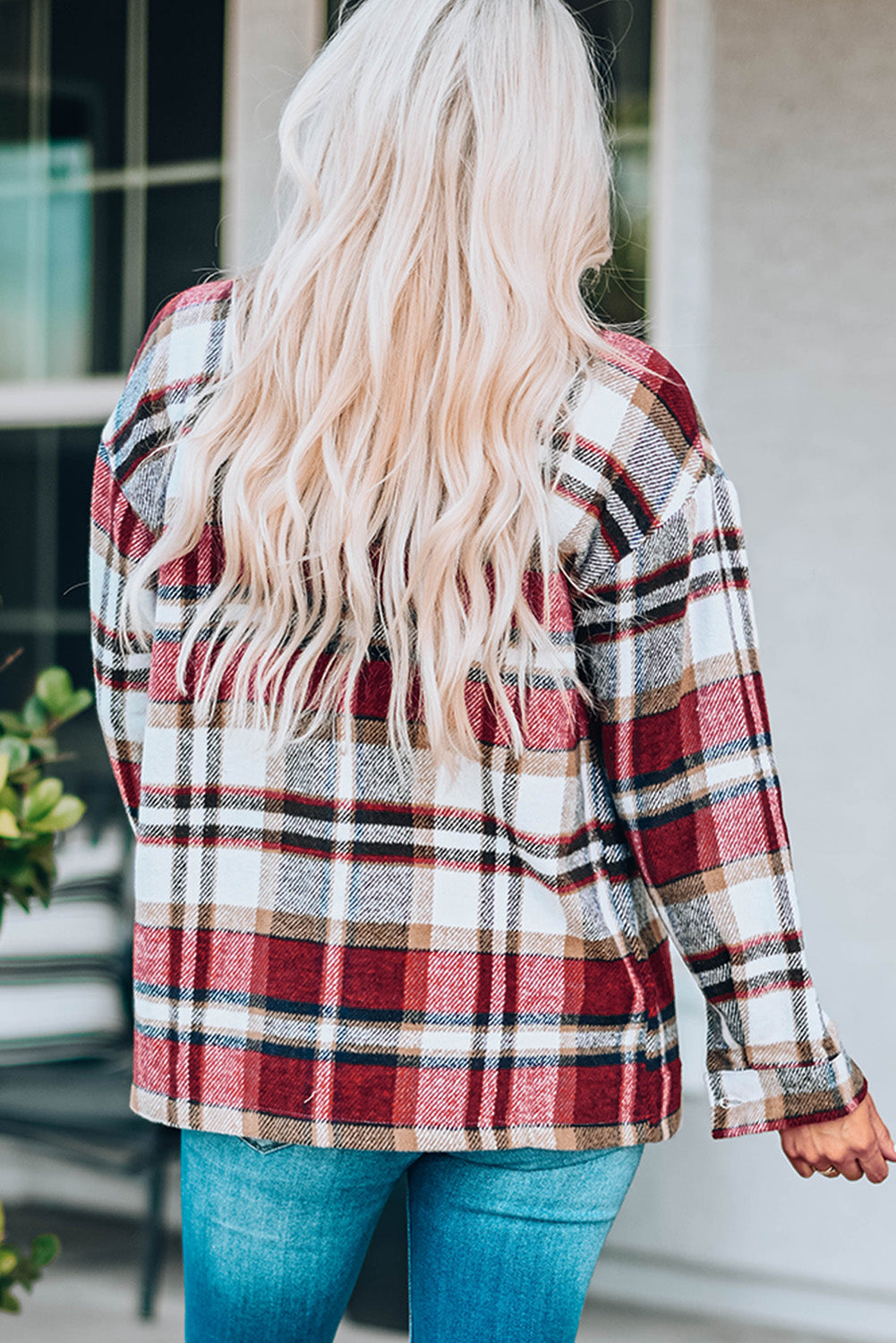 Chaqueta con bolsillos y estampado de cuadros geométricos